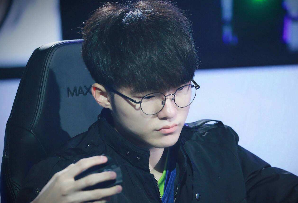 球队在同一 球队在同一